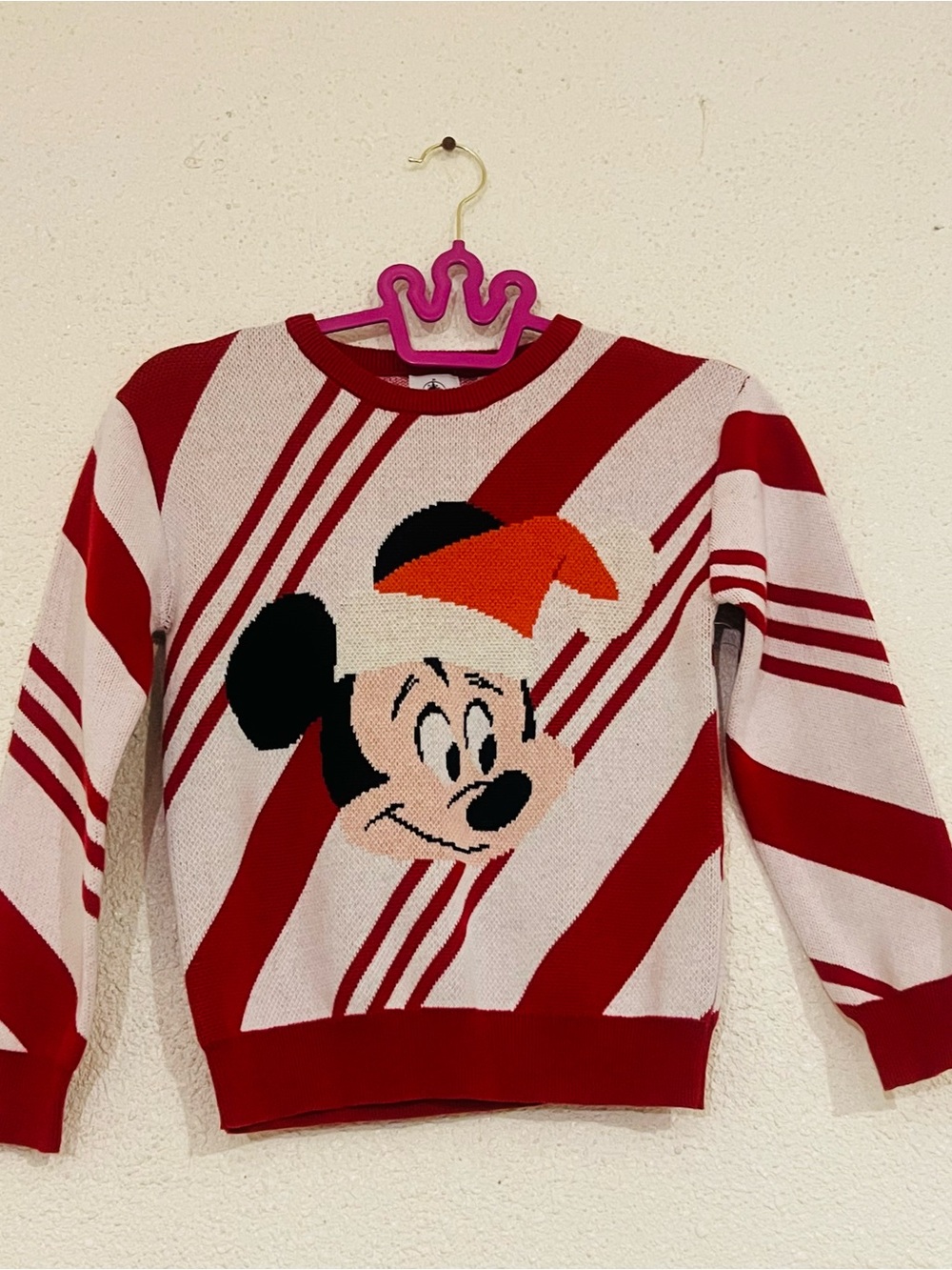 NWOT Disney Red White Mickey Mouse Crewneck Sweater from Hong Kong Disneyland